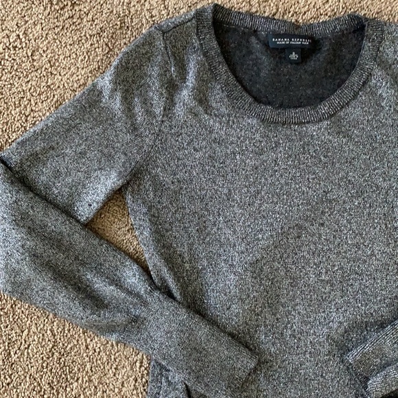 Banana Republic Sweater - Picture 3 of 4